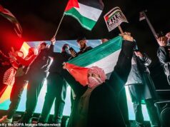 Depois que a força de West Midlands encobriu o fato de que bandidos islâmicos planejavam atacar torcedores de futebol judeus e contaram uma série de mentiras para justificar a proibição dos israelenses do Reino Unido, este chefe de polícia DEVE renunciar: STEPHEN POLLARD