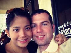 Federais armados e com máscaras de esqui invadem a casa do atirador do agente do ICE para recuperar pertences enquanto a casa fica vazia em meio a alegações de que ele se escondeu