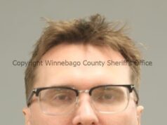 O ex-marido da mulher assassinada é acusado de assassinar ela e seu novo marido dentista em sua casa de US$ 700 mil