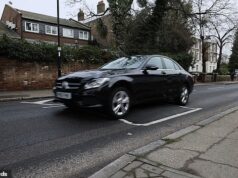 Motoristas que vivem em ruas ricas de Londres acusam o Partido Trabalhista de instalar ‘redutores de velocidade socialistas’ que apenas raspam carros caros
