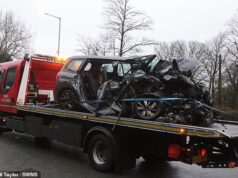 Quatro mortos em acidente de viação na madrugada desta manhã entre carro e táxi