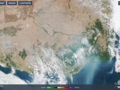Imagem extraordinária de satélite mostra a Austrália vista do espaço enquanto incêndios florestais queimam em Victoria