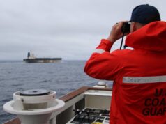 Navio petroleiro apreendido pelos EUA devido às sanções à Venezuela foi recentemente registrado sob bandeira russa