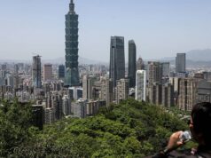 Mercados asiáticos negociam mistos após altas de Wall Road; ações de chips em foco após acordo EUA-Taiwan