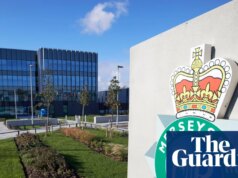 Detetive da polícia de Merseyside demitido por má conduta após pagar menino de 17 anos por sexo