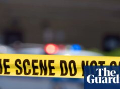 Homem do Mississippi acusado de seis assassinatos, incluindo pai, irmão e um filho