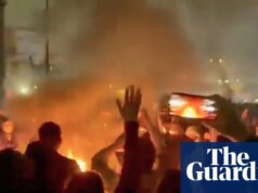 Irã prende líderes de protesto enquanto a repressão se intensifica em meio à ameaça de intervenção dos EUA