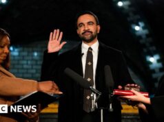 Zohran Mamdani toma posse como primeiro prefeito muçulmano de Nova York