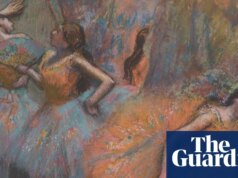 A mesa de Churchill e obras de arte raras entre itens doados a instituições culturais do Reino Unido