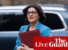 Ministério do Inside diz que batidas e prisões por trabalho ilegal atingiram nível recorde – política do Reino Unido ao vivo