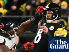 Texans estendem sequência de derrotas do Steelers nos playoffs em possível despedida de Aaron Rodgers