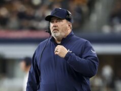 Relatório: Mike McCarthy se encontrará com Titãs no sábado