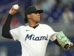 Relatório: Cubs vão adquirir Marlins RHP Edward Cabrera
