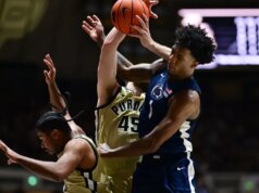 O número 5, Purdue, supera Penn State, atrás do duplo-duplo de Braden Smith