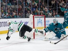 Tyler Toffoli marca o vencedor e Sharks vence estrelas no OT