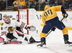 Drew Commesso, dos Blackhawks, isola Predators para vitória por shutout