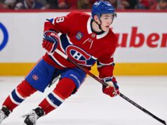 A utilização de Noah Dobson na casa de Lane Hutson com vantagem numérica fez Jaser