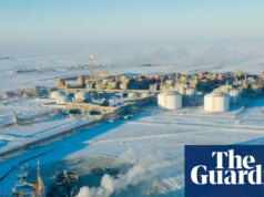 UE acusada de alimentar a guerra de Putin ao importar gás pure liquefeito russo