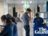 Escassez de especialistas em AVC do NHS deixando milhares de mortos ou incapacitados, dizem os médicos