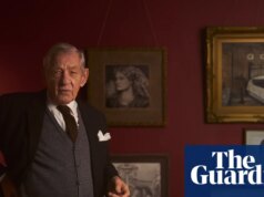 Ian McKellen estrelará como LS Lowry em documentário que revela um tesouro de fitas inéditas