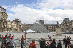 Polícia descobre esconderijo para roubo de joias do Louvre de US$ 100 milhões – Le Parisien