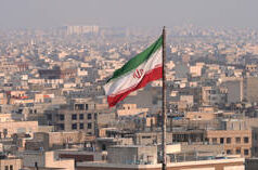 Irã se oferece para vender armas avançadas para criptografia – FT