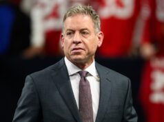 Relatório: Corridor of Fame QB Troy Aikman ajudará na busca de GM dos Dolphins