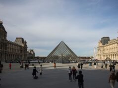 Aumentos nas tarifas de museus franceses para turistas não europeus geram protestos