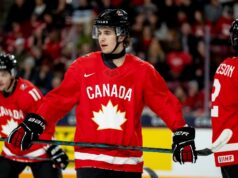 Canadá derrota Eslováquia e chega às semifinais mundiais de juniores