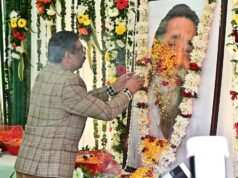 Hemant Soren guarda lembranças do falecido Shibu Soren no 82º aniversário de nascimento
