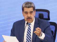 Presidente venezuelano Nicolás Maduro chega para primeira aparição no tribunal dos EUA após captura