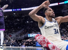 Antetokounmpo responde com vaias depois que a torcida da casa zomba do Bucks