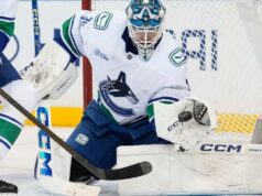 Demko de Canucks sai contra Maple Leafs com lesão na parte inferior do corpo