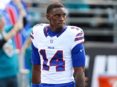 A profundidade do receptor do Payments diminuiu para três depois que Shavers rompeu o ligamento do joelho