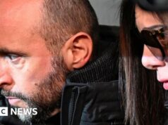 Proprietário de bar de esqui suíço é mantido sob custódia após incêndio mortal na véspera de Ano Novo