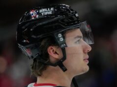 Connor Bedard, dos Blackhawks, foi eliminado contra Oilers devido a doença