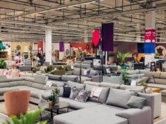 Administração Trump adia aumento de tarifas sobre móveis e armários de cozinha