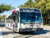 Mulher baleada na cabeça por engano e morta em ônibus em Houston, dizem autoridades