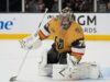 O goleiro do Golden Knights, Carter Hart, se machucou contra o Blue Jackets