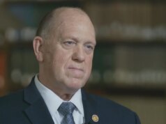 Entrevista estendida: Czar da fronteira, Tom Homan, sobre o tiroteio no ICE em Minneapolis, mais