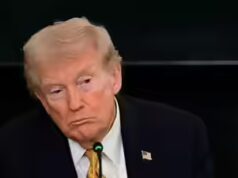 ‘Estou sozinho no escuro’: o dramático e-mail de arrecadação de fundos de Trump desencadeia críticas on-line