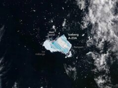Iceberg icônico fica azul e está prestes a se desintegrar, diz NASA