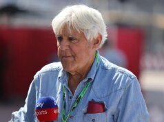 Jay Leno lamenta que a comédia moderna seja ofuscada pela sociedade ‘ultrajante’ em que vivemos