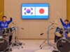 Líderes japoneses e sul-coreanos fazem dueto surpresa de bateria de Ok-pop