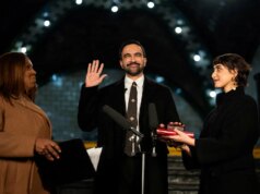 Israel acusa Mamdani de derramar ‘gasolina anti-semita’ depois de revogar ordens executivas de Adams