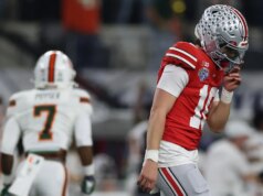 Fãs de futebol universitário falam sobre bug na pontuação da ESPN durante o jogo dos playoffs entre Ohio State e Miami