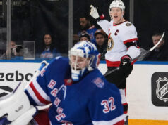 Senadores perseguem Jonathan Fast, do Rangers, após seis gols