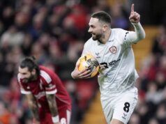 ‘Desrespeitoso’ – Chefe do Barnsley insatisfeito com Szoboszlai por erro de gol