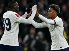 A pressão aumenta sobre Frank enquanto o Spurs vaia após a saída da FA Cup para o Villa