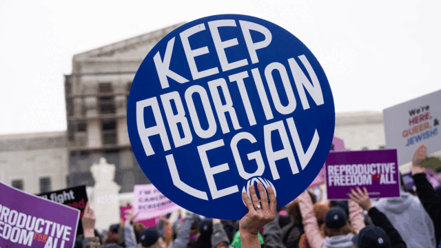 supreme-court-keep-abortion-legal-sign.gif